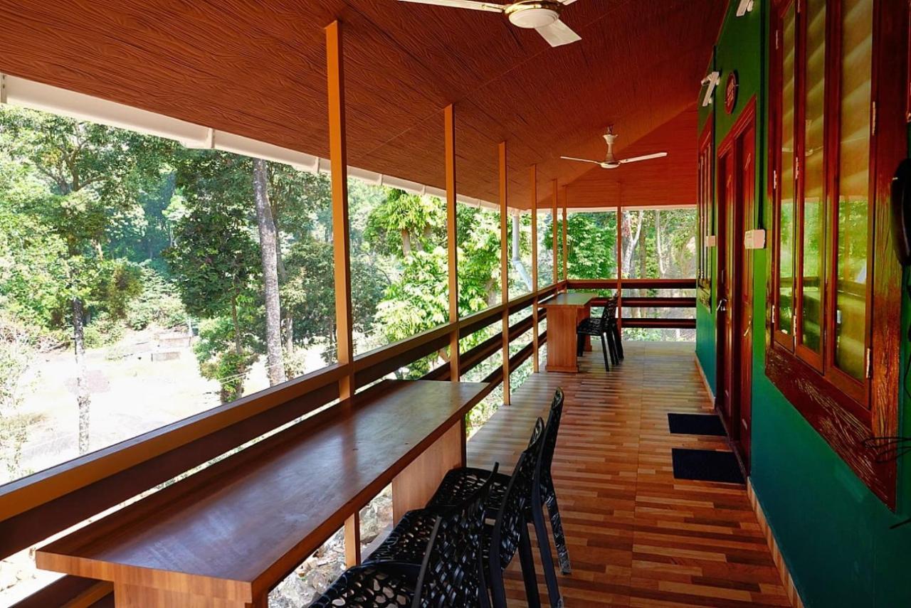 Hill Valley Farm House Nelliyampathy Extérieur photo